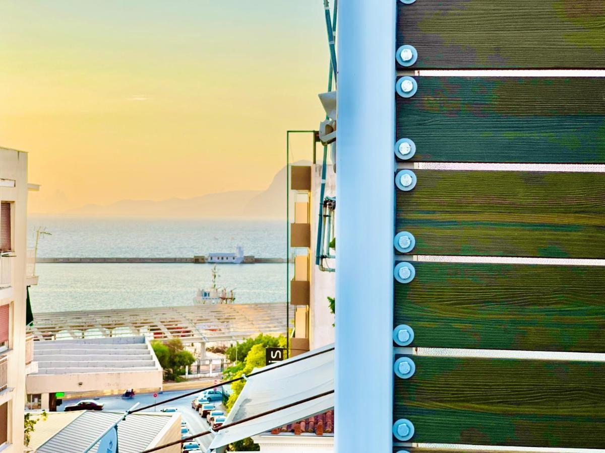 Retropolitan Living Patras Lägenhet Exteriör bild