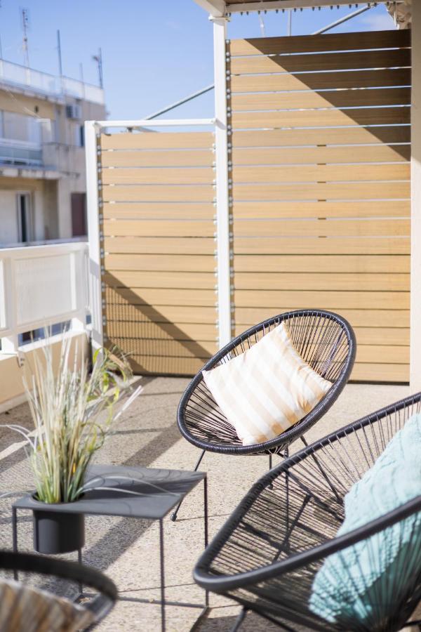 Retropolitan Living Patras Lägenhet Exteriör bild